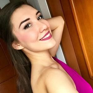 Meet your Posher, Dana